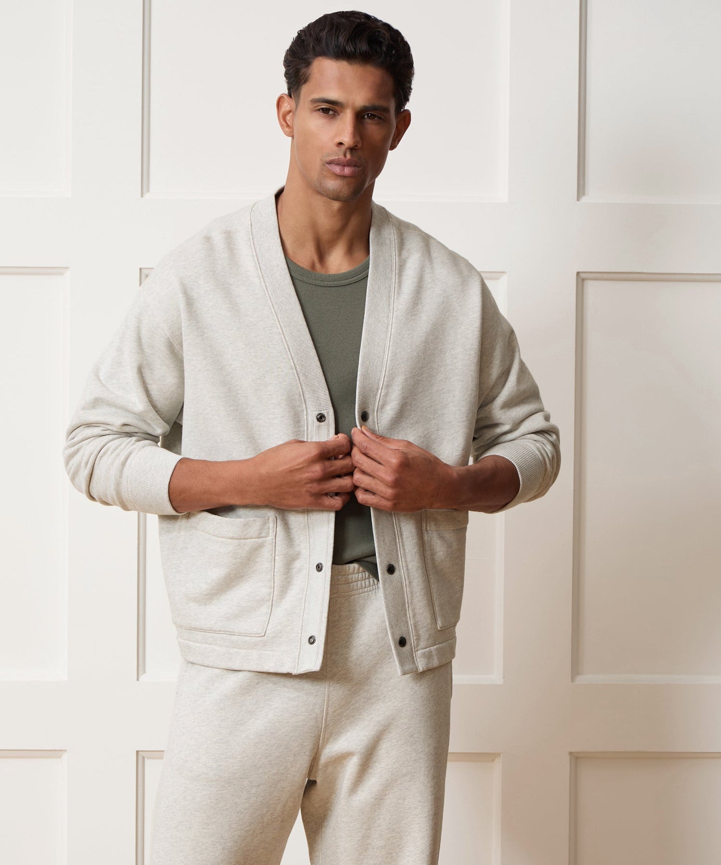 Todd Snyder Soho Cardigan Sweatshirt in Heather Beige Heather Beige