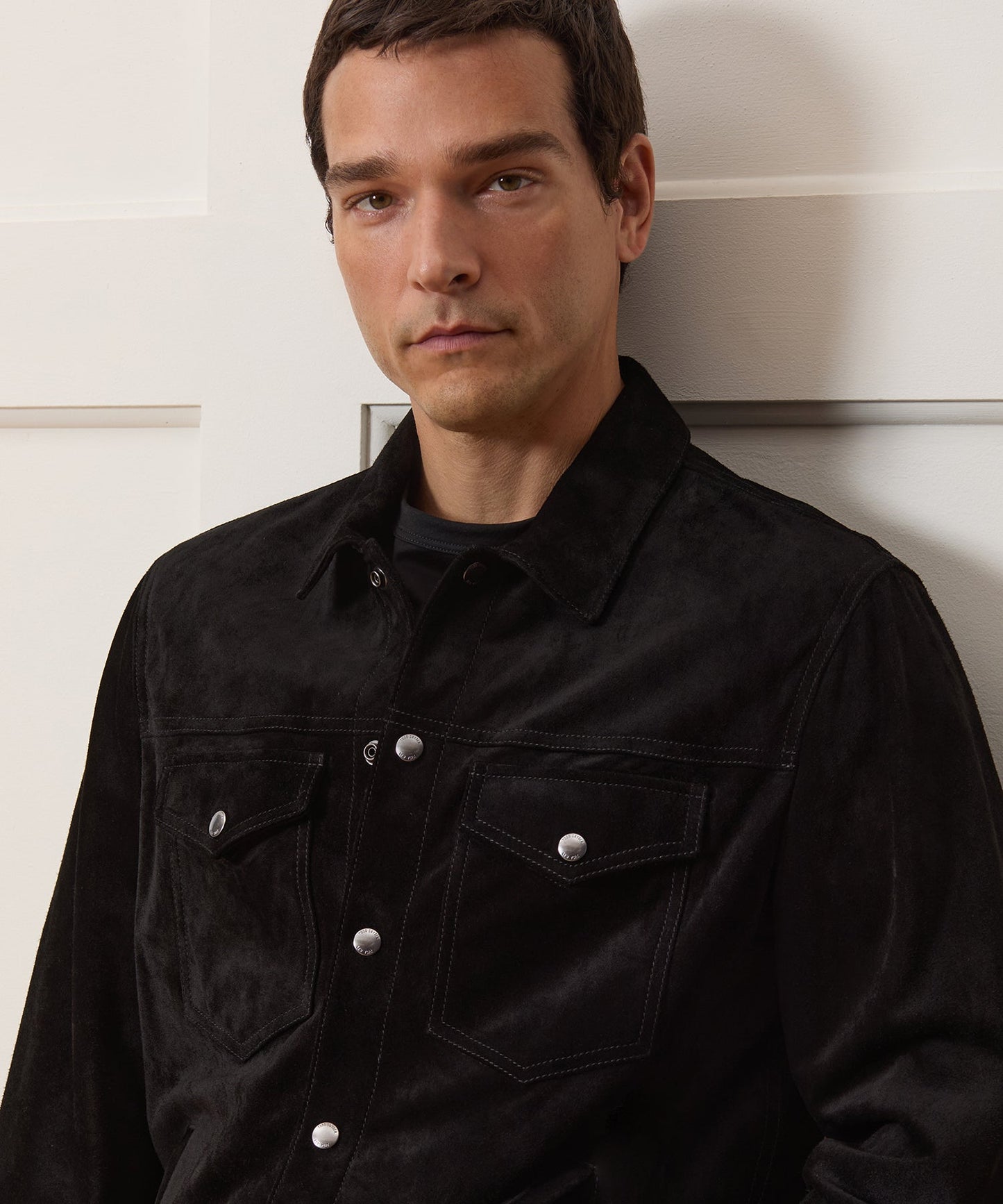 Todd Snyder Italian Suede Snap Dylan Jacket in Black Black
