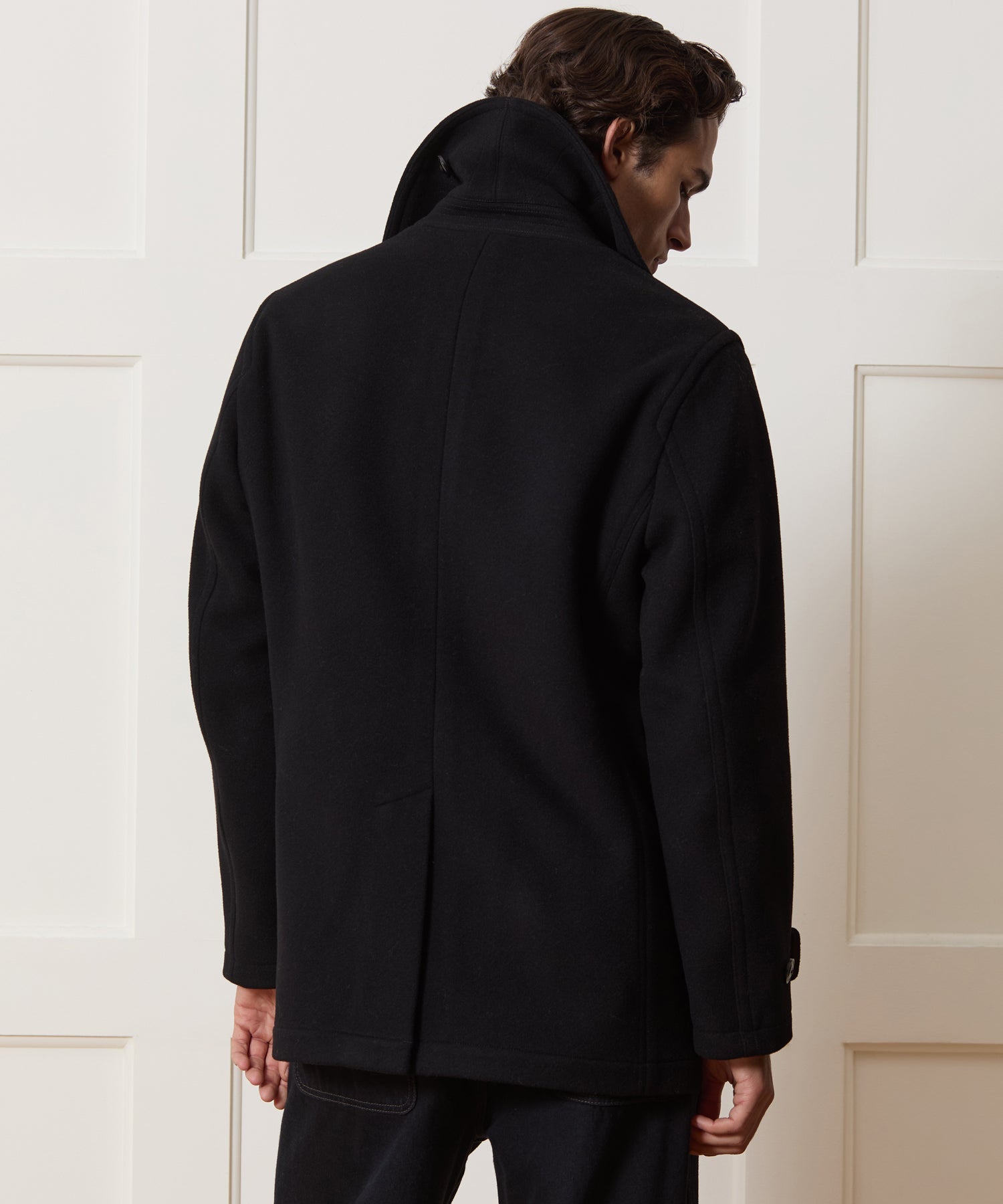 Todd Snyder Italian Wool-Cashmere Peacoat in Black Black