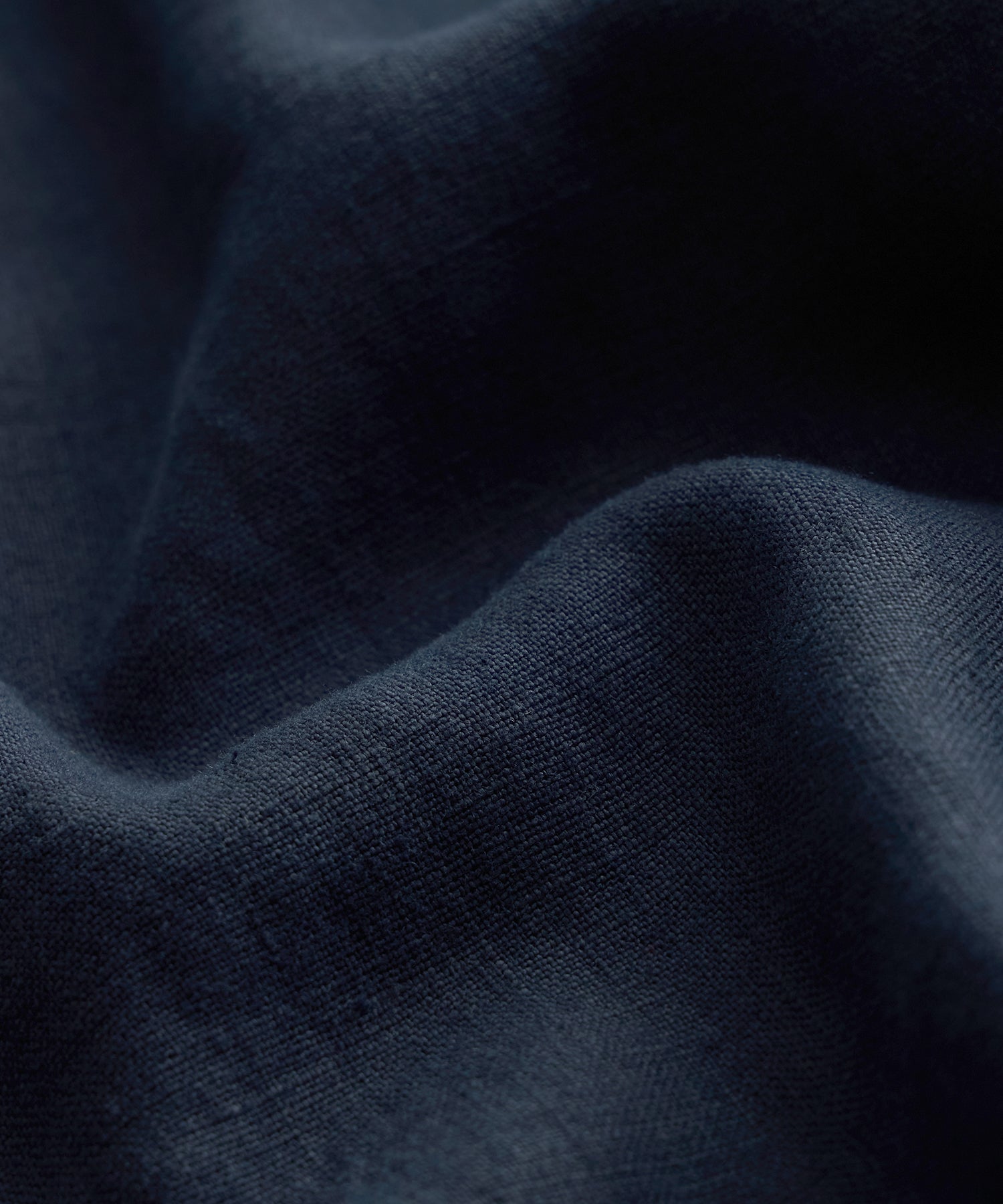 Todd Snyder Linen Chore Coat in Navy Navy