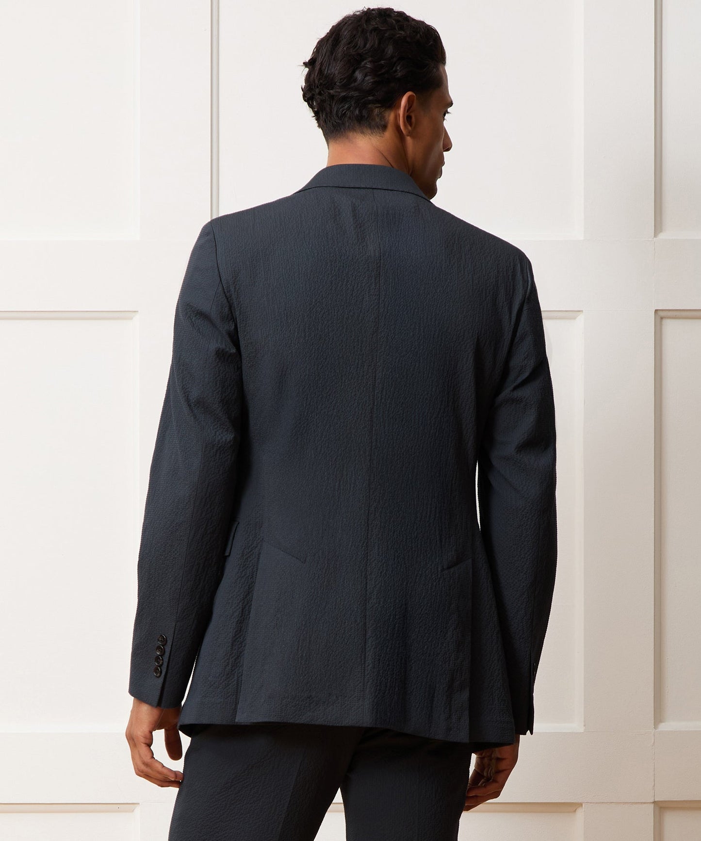 Todd Snyder Italian Seersucker Sutton Jacket in Obsidian Obsidian