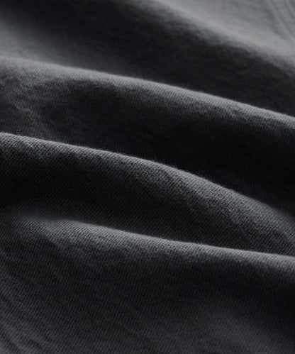 Todd Snyder Relaxed Barrel Jean in Granite Granite
