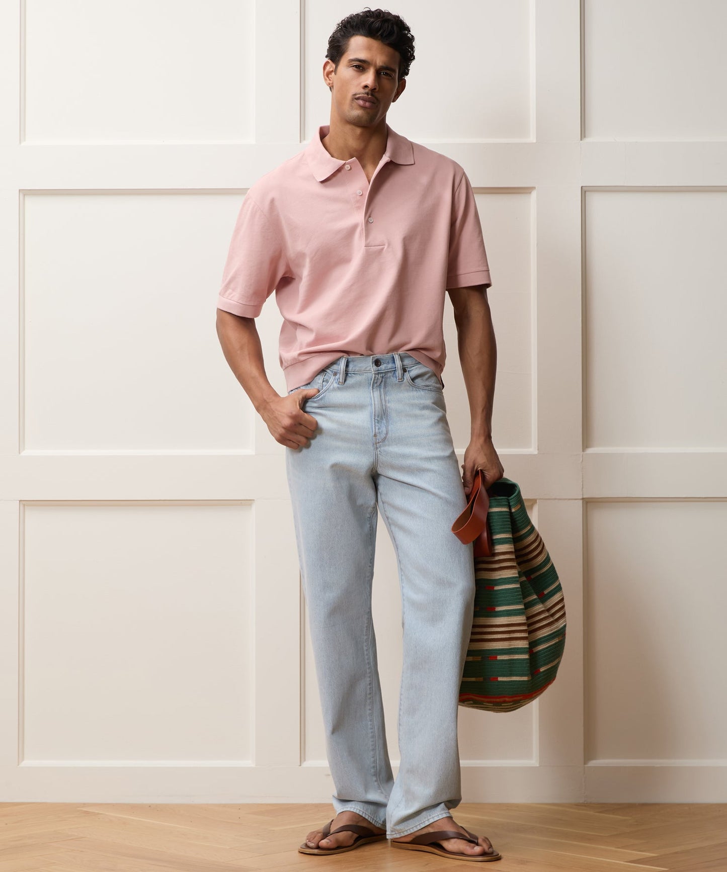 Todd Snyder Relaxed Summerweight Jean in Bleachout Light Indigo