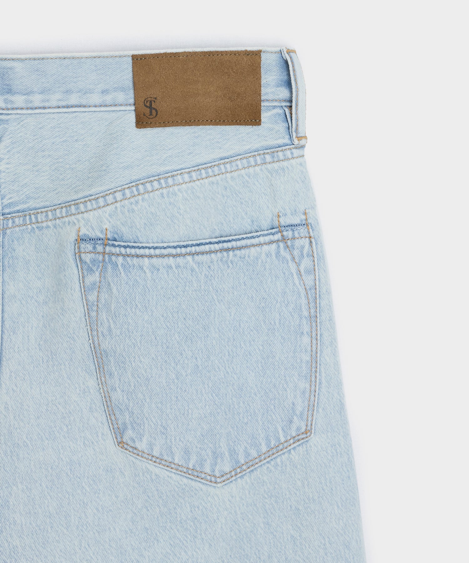 Todd Snyder Relaxed Summerweight Jean in Bleachout Light Indigo