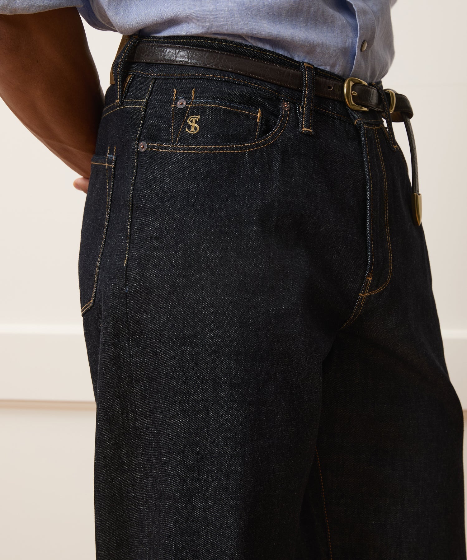 Todd Snyder Relaxed Summerweight Jean in Rinsed Indigo Rinsed Indigo