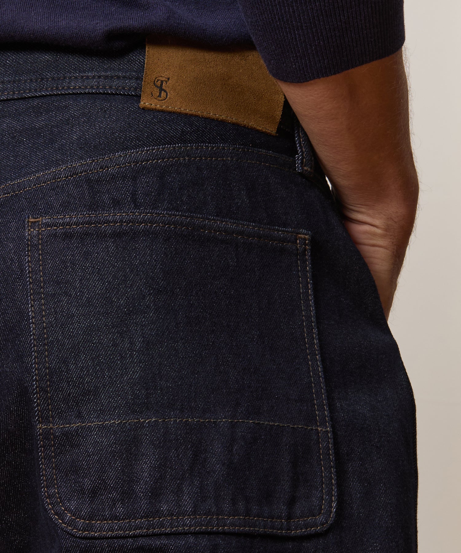 Todd Snyder Relaxed Barrel Jean in Indigo Rinse Indigo