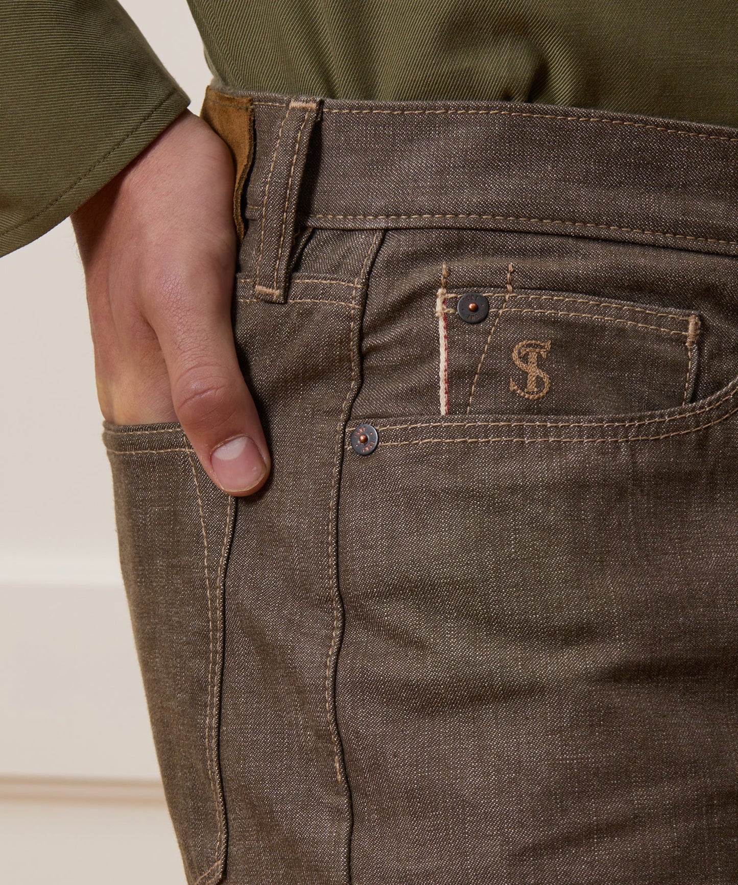 Todd Snyder Straight Fit Lightweight Japanese Selvedge Jean in Whiskey Whiskey