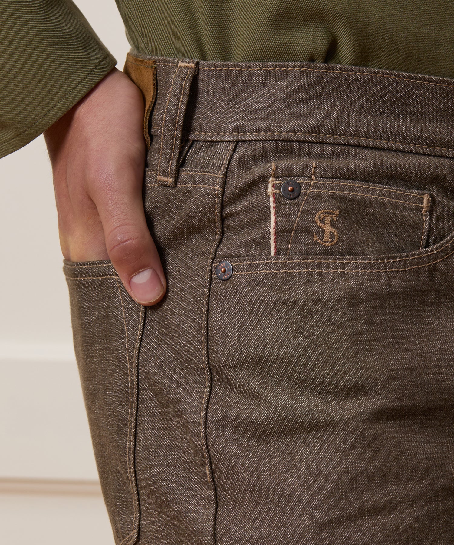 Todd Snyder Straight Fit Lightweight Japanese Selvedge Jean in Whiskey Whiskey