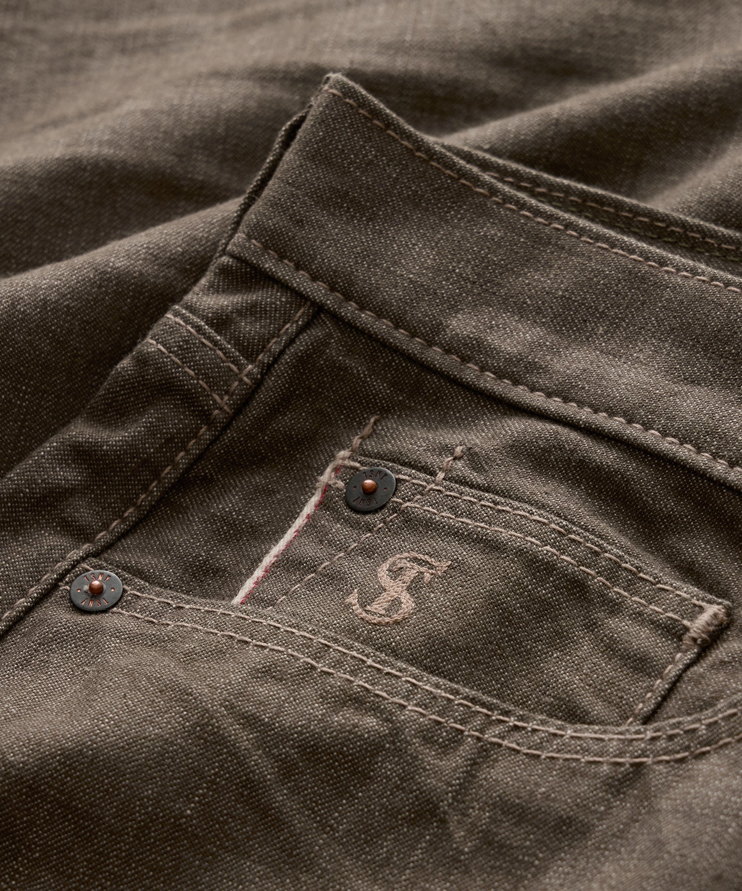 Todd Snyder Straight Fit Lightweight Japanese Selvedge Jean in Whiskey Whiskey