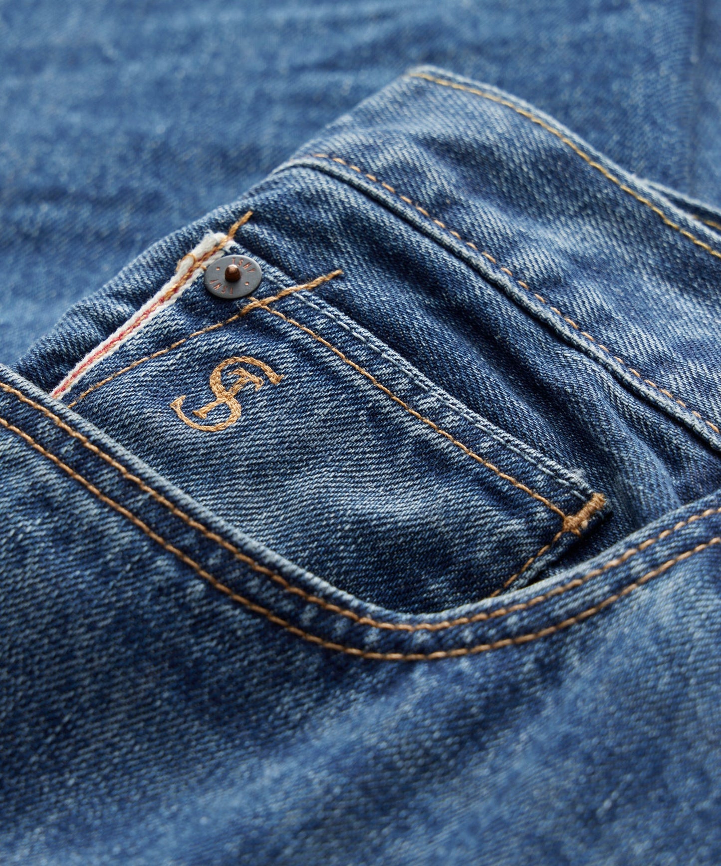 Todd Snyder Slim Selvedge Jean in Blue Stonwewash Blue