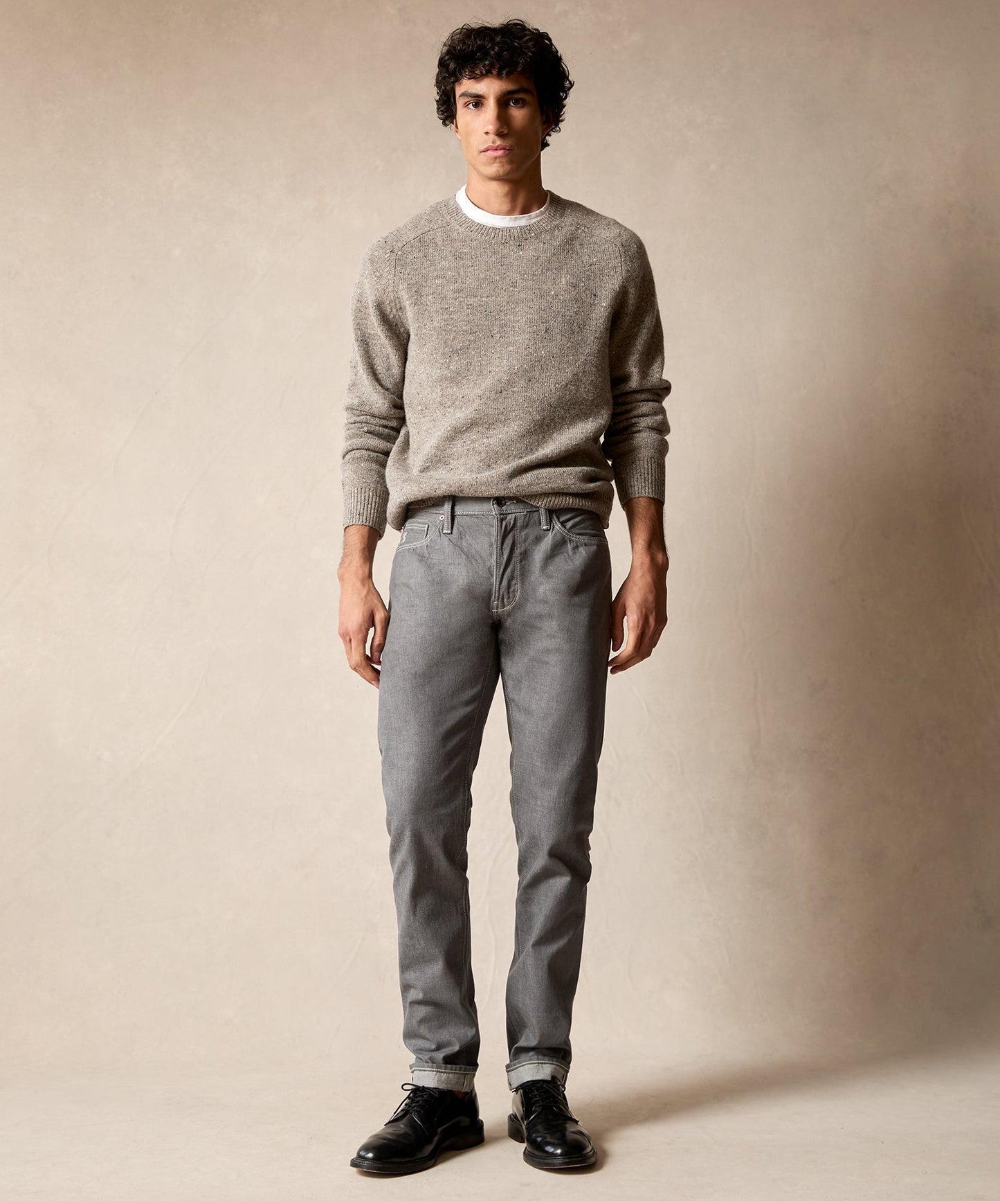 Todd Snyder Slim Lightweight Japanese Selvedge Jean in Light Charcoal Light Charcoal