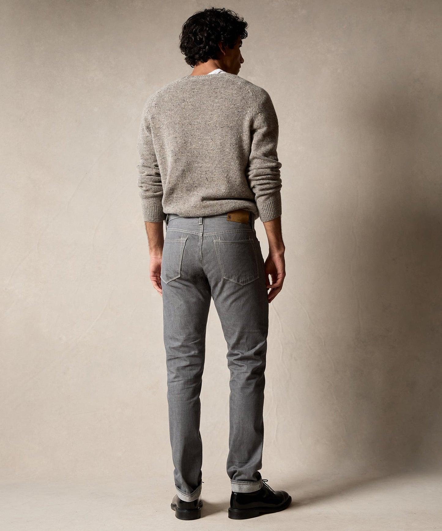 Todd Snyder Slim Lightweight Japanese Selvedge Jean in Light Charcoal Light Charcoal