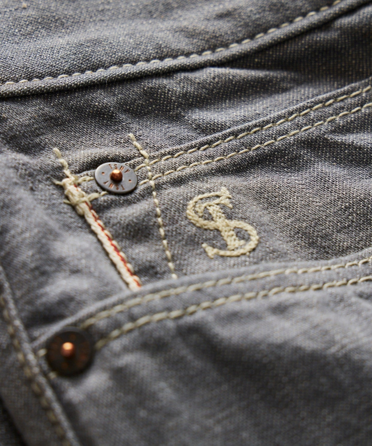 Todd Snyder Slim Lightweight Japanese Selvedge Jean in Light Charcoal Light Charcoal