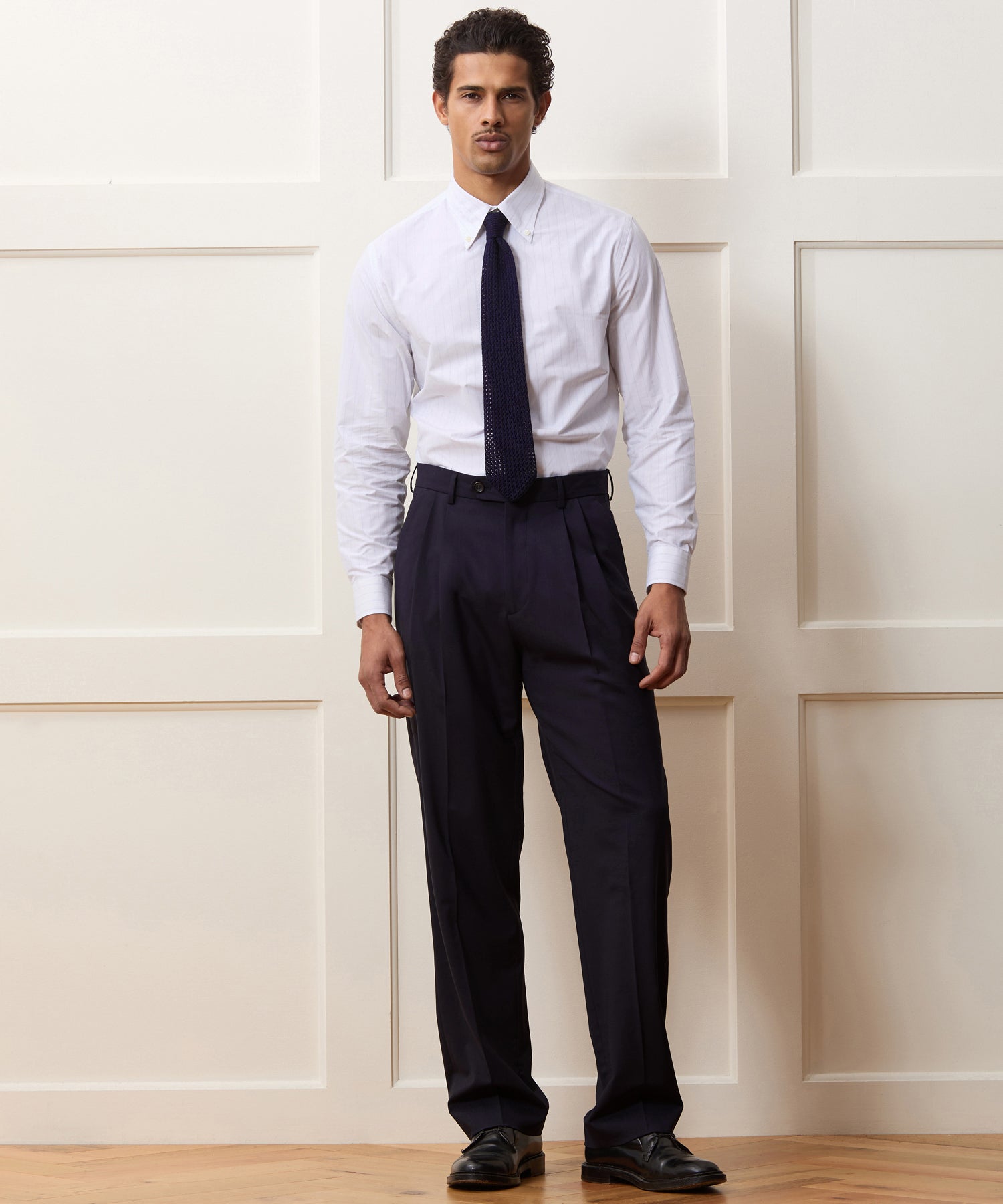 Todd Snyder Italian Gabardine Wythe Trouser in Navy Navy