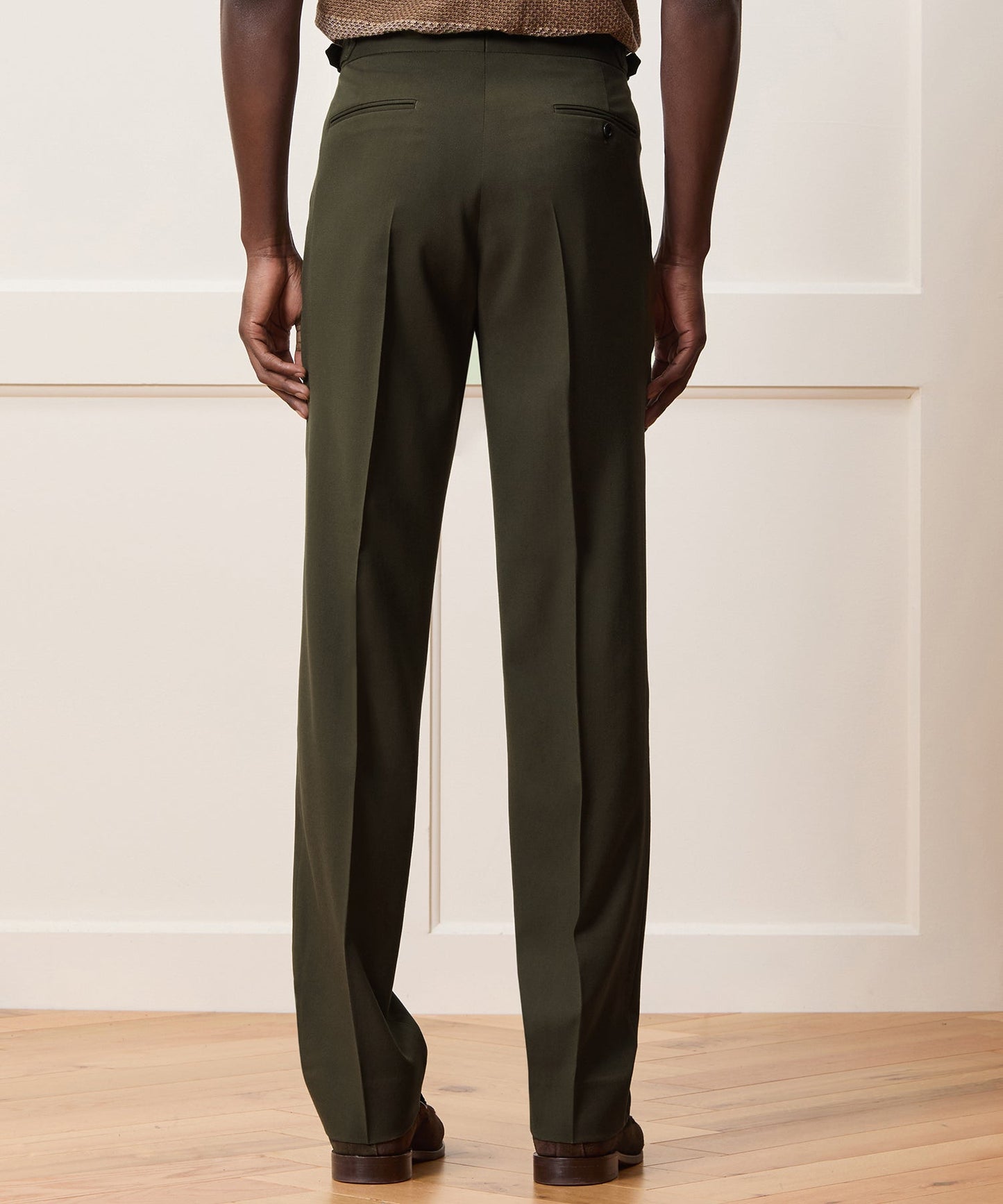 Todd Snyder Gabardine Side Tab Trouser in Snyder Olive Snyder Olive