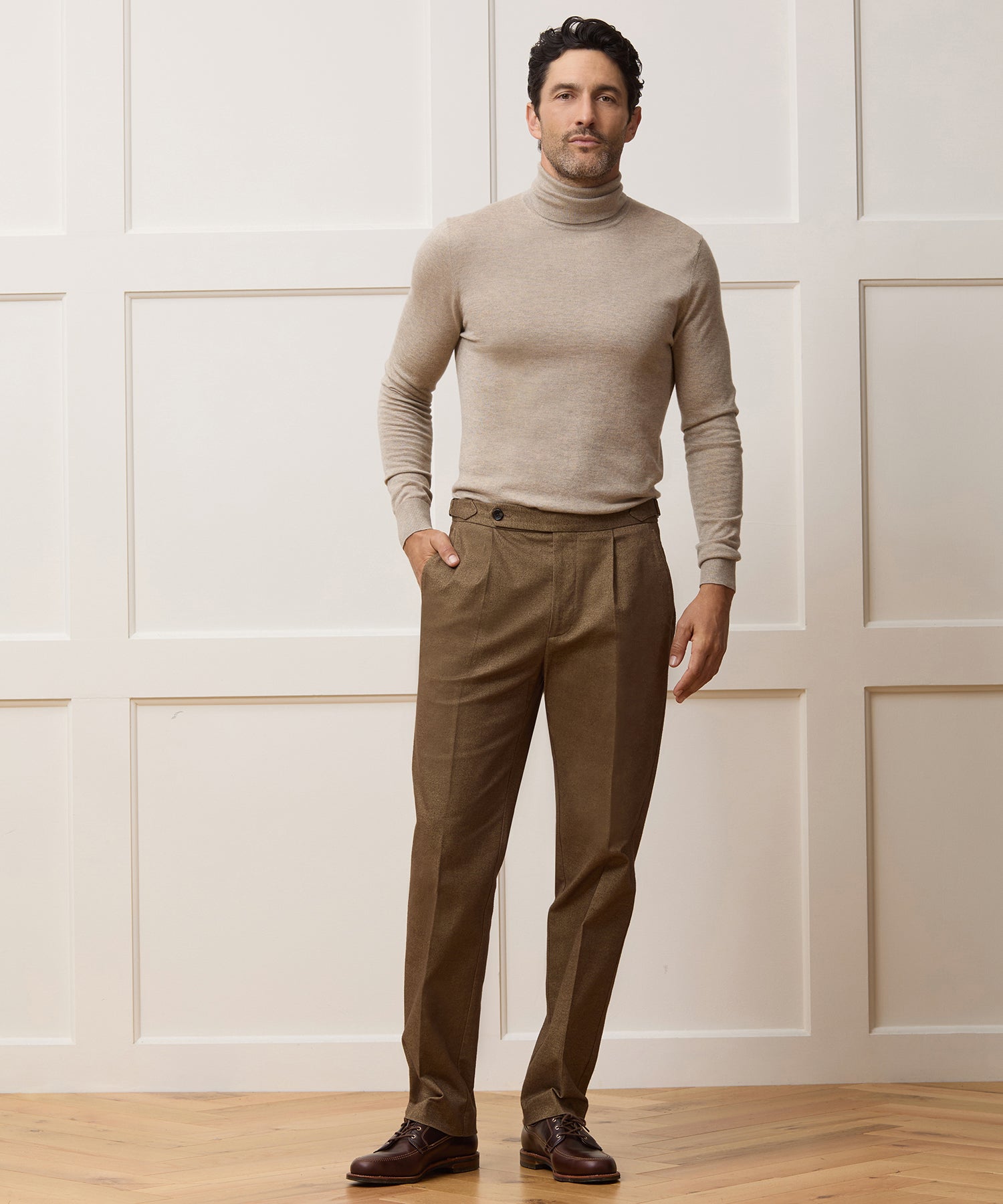 Todd Snyder Italian Heathered Cotton Side Tab Trouser in Sand Sand