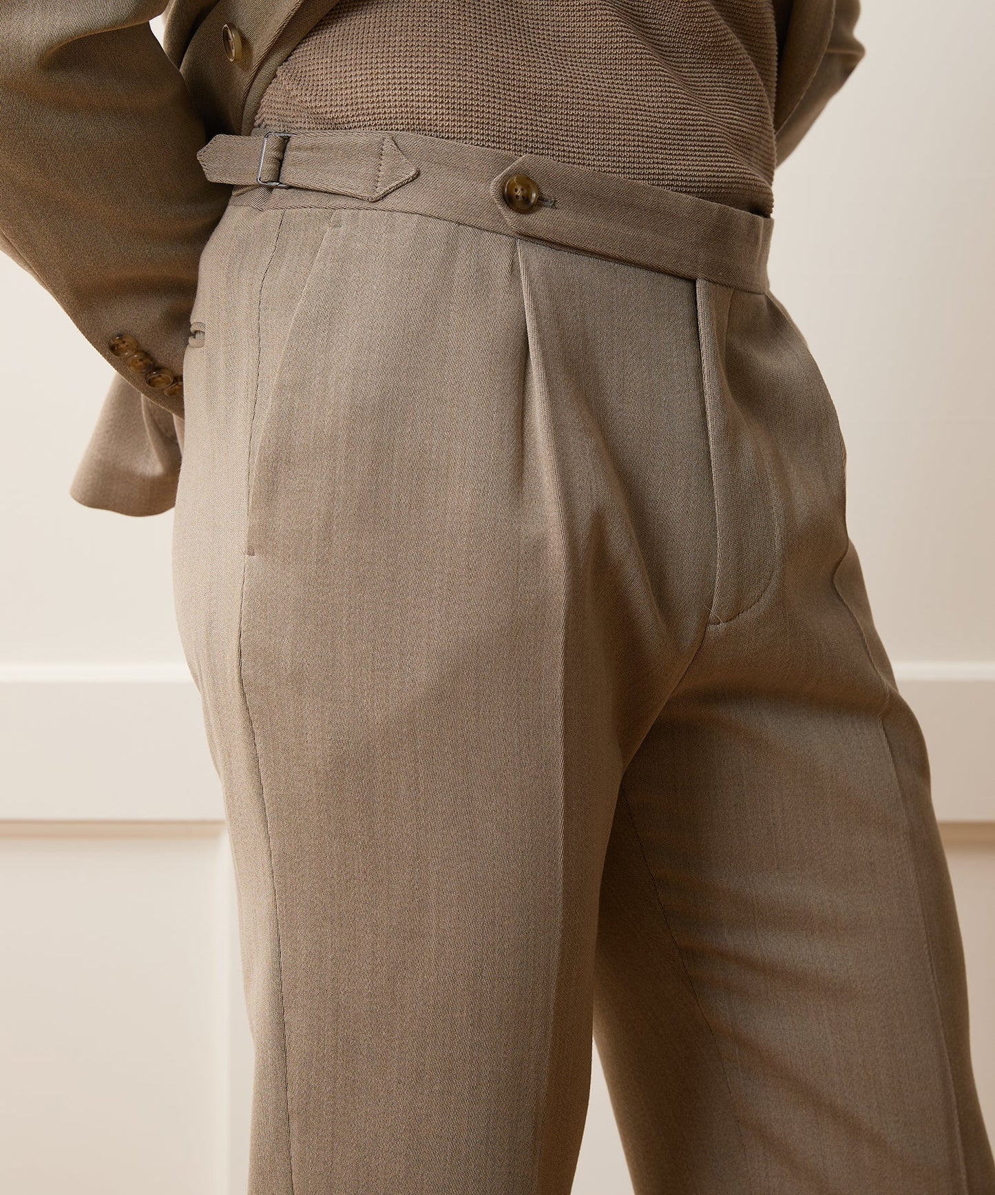 Todd Snyder Italian Cavalry Twill Side Tab Trouser in Tan Tan