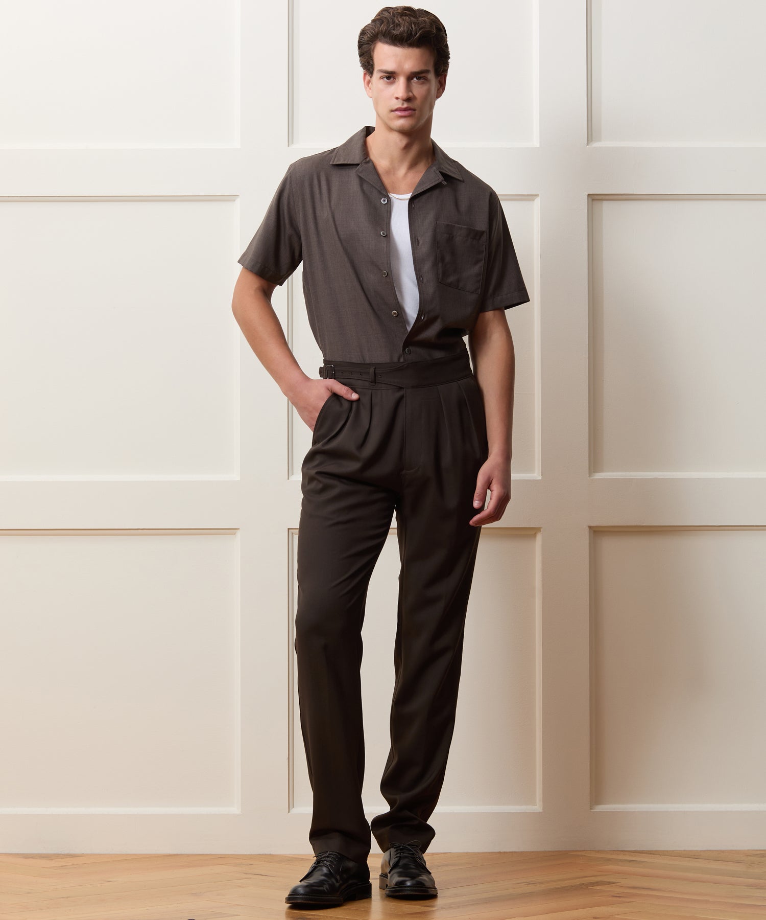 Todd Snyder Gabardine Gurkha Dress Trouser in Caviar Caviar
