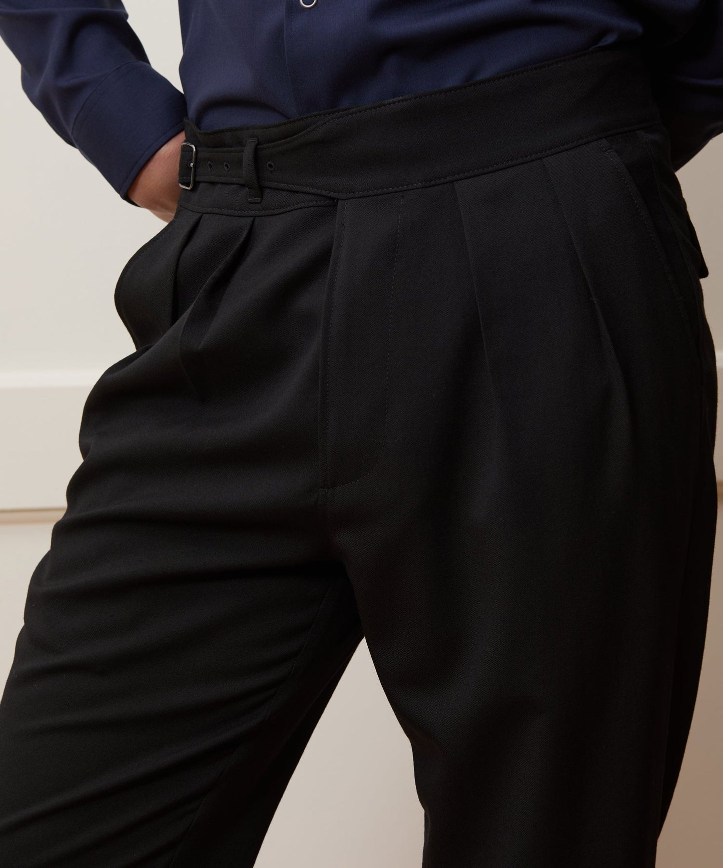 Todd Snyder Gabardine Gurkha Dress Trouser in Black Black