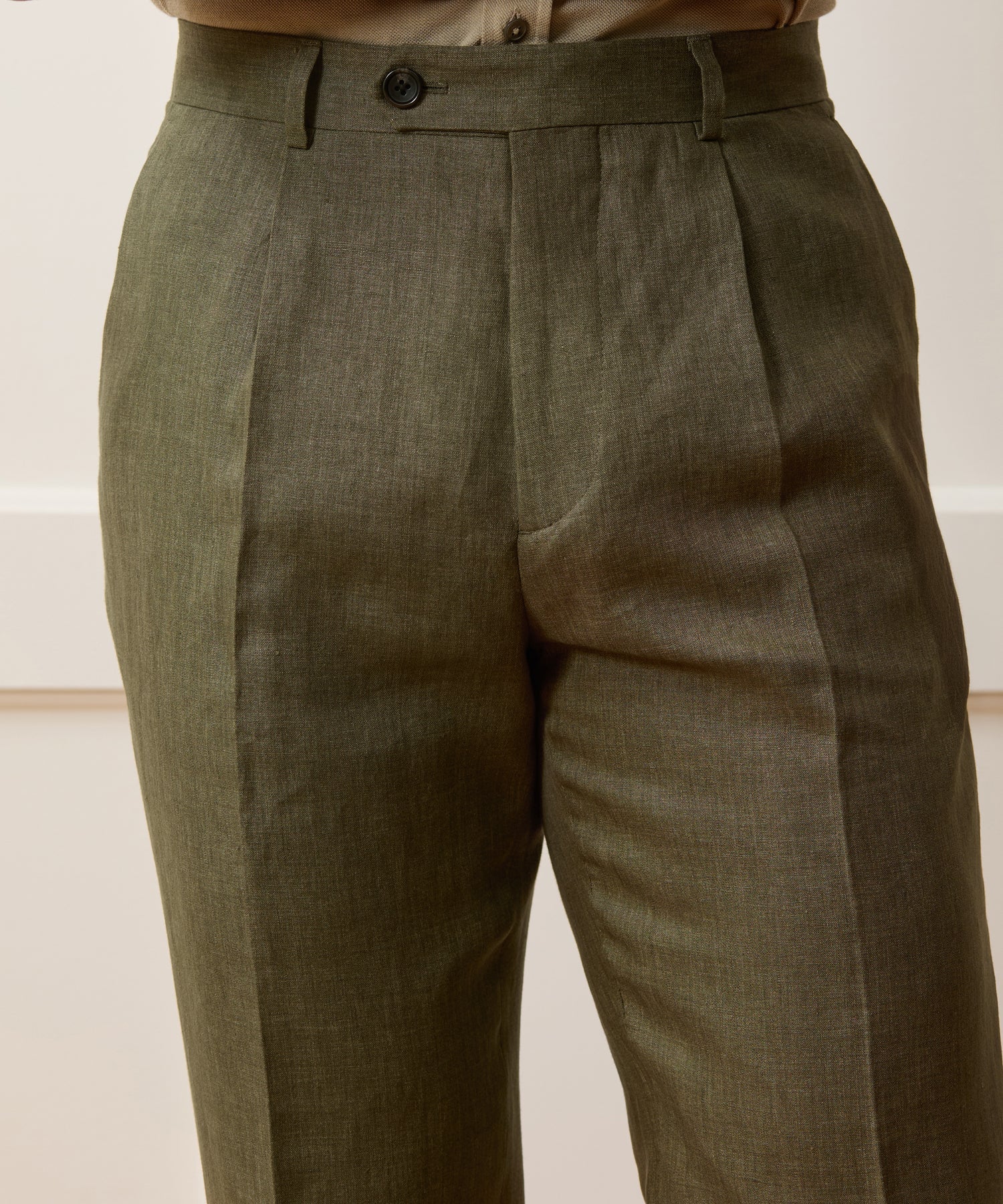 Todd Snyder Italian Linen Madison Trouser in Olive Olive