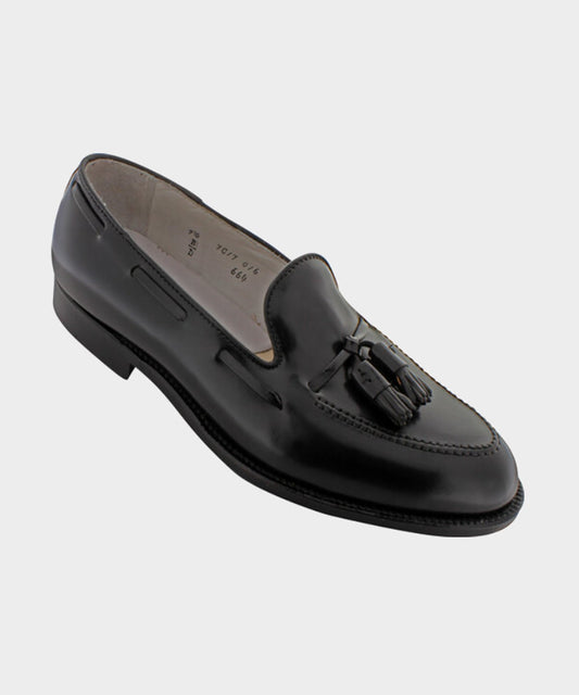 Todd Snyder Alden Cordovan Tassel Loafer in Black Black