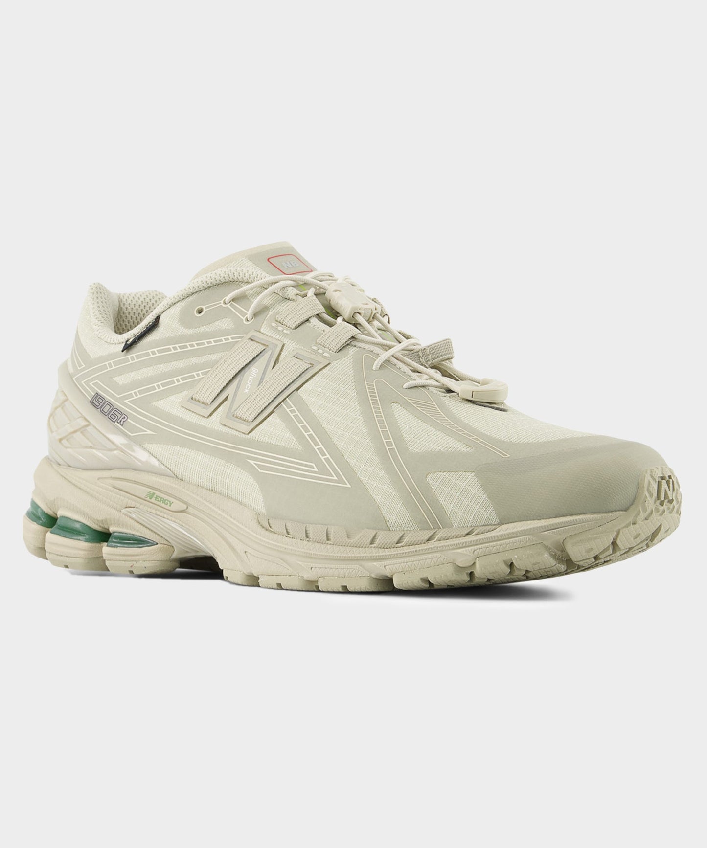Todd Snyder New Balance 1906R Sneaker in White White
