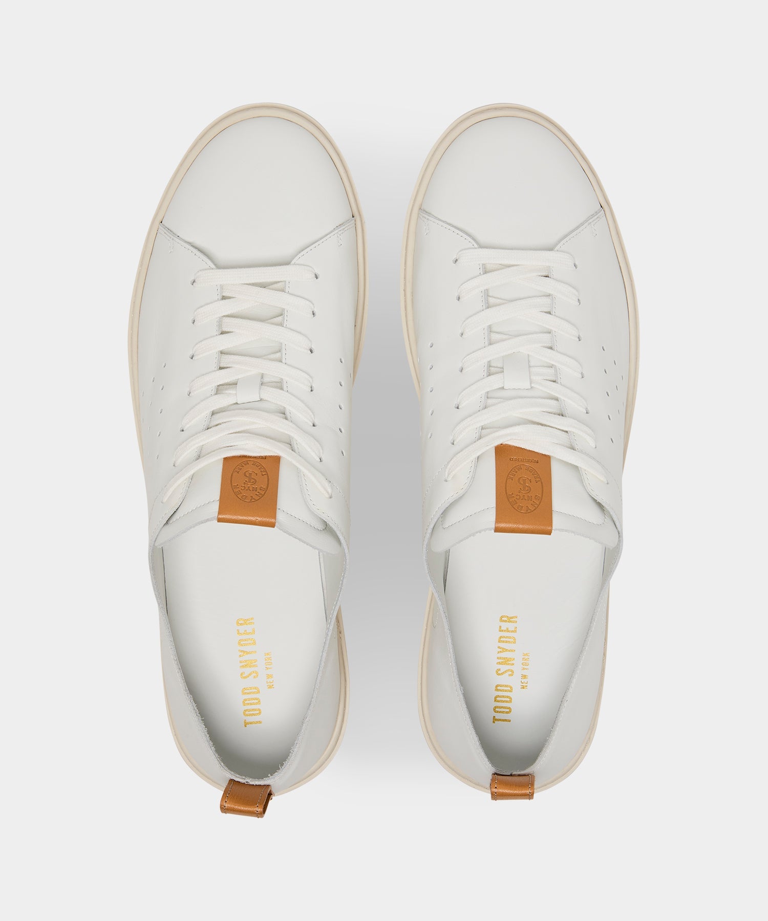 Todd Snyder Porto Suede Court Sneaker in White White