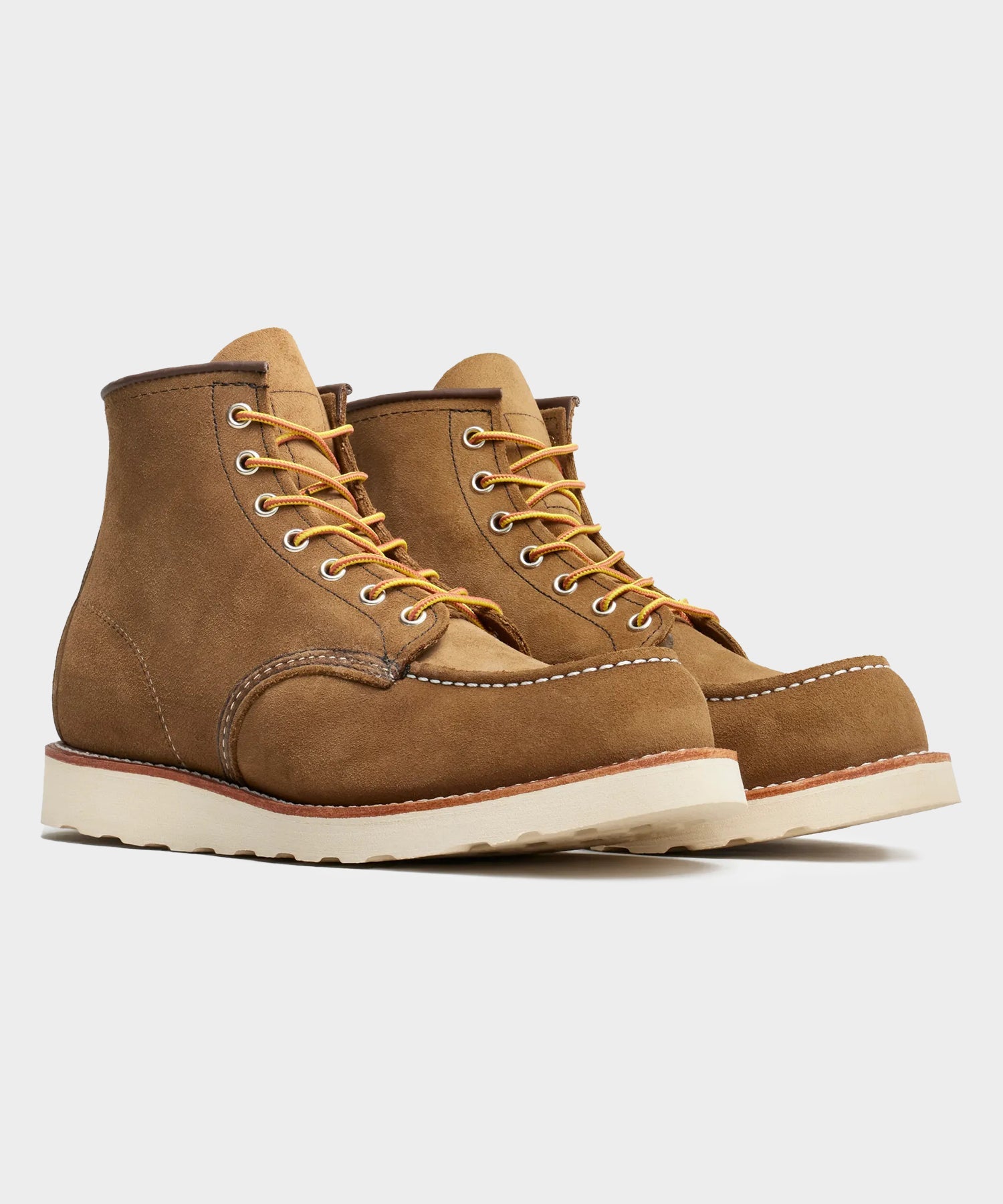 Todd Snyder Red Wing 6-in Classic Suede Moc Boot in Olive Mojave Olive
