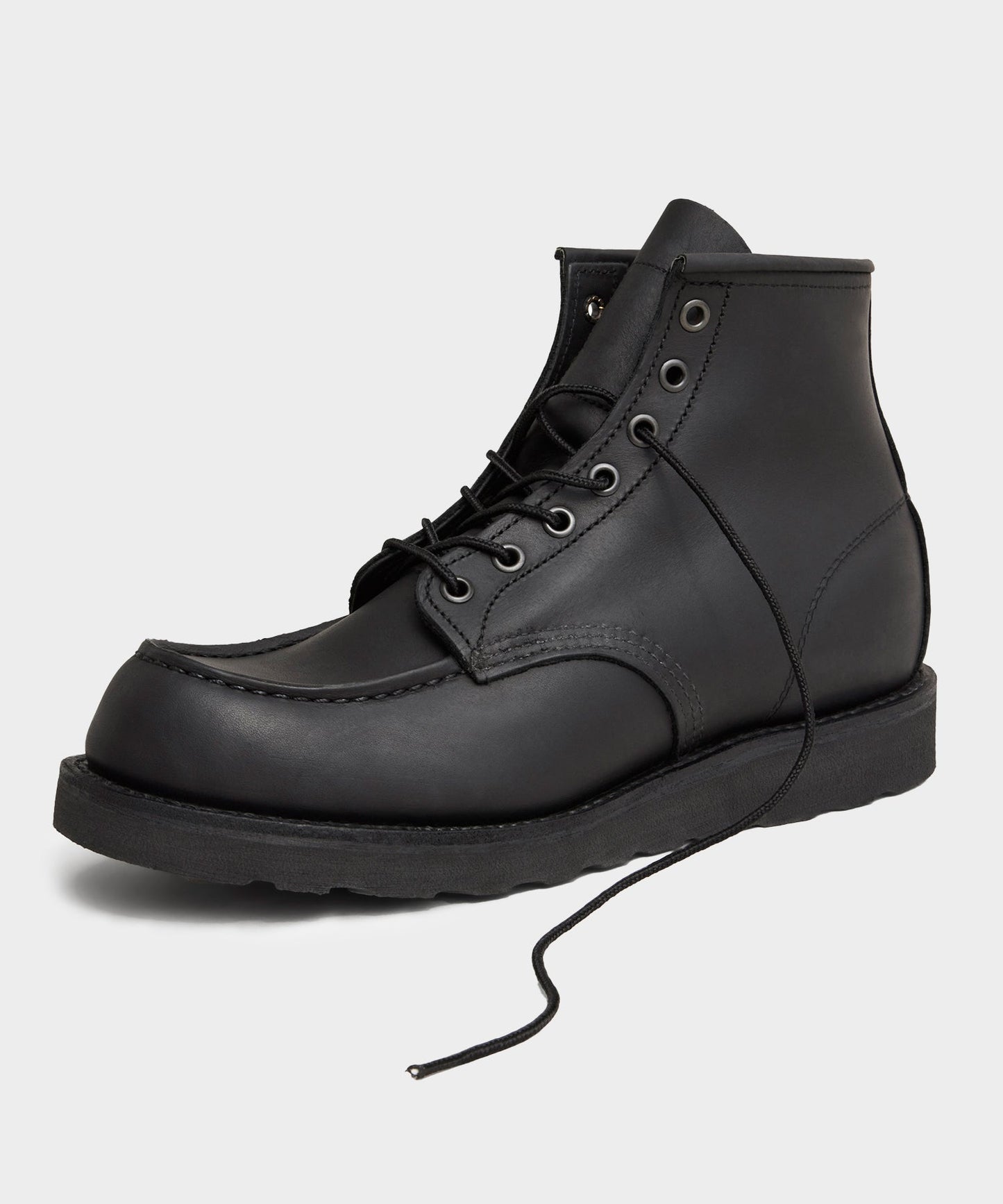 Todd Snyder Red Wing 6-in Classic Moc Boot in All Black Black
