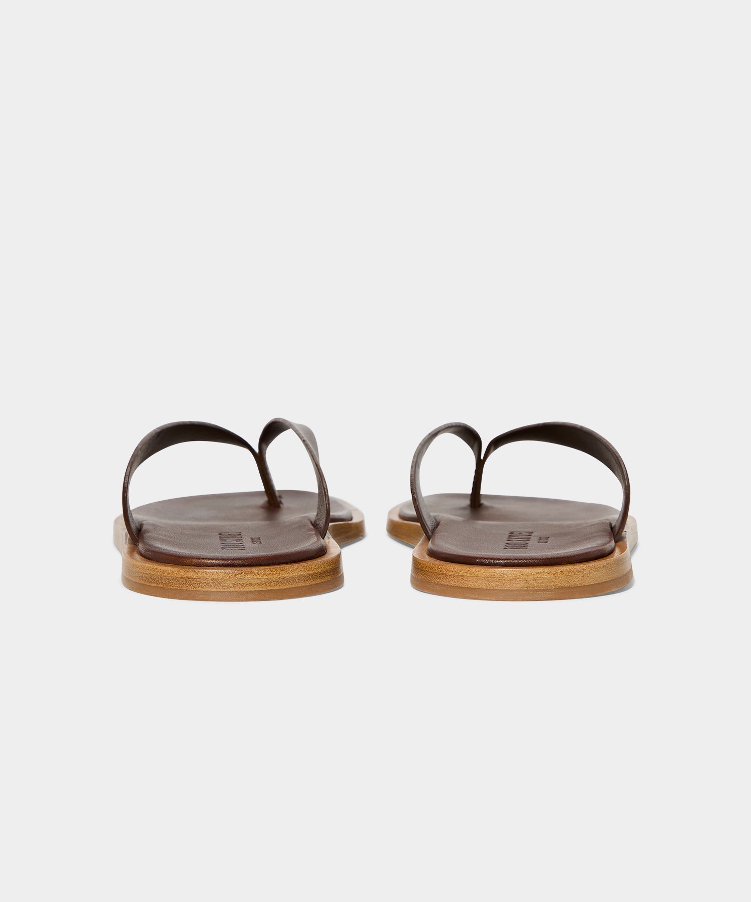 Todd Snyder Porto Leather Thong Sandal in Brown Brown