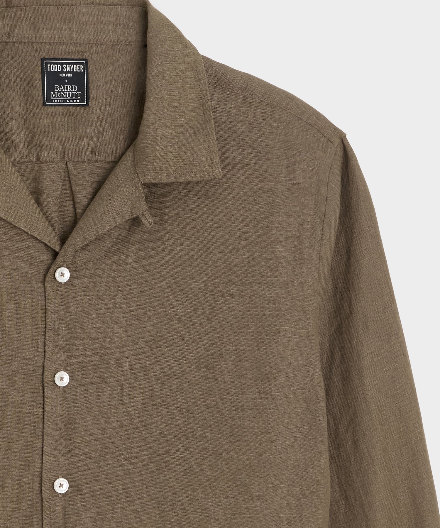 Todd Snyder Cropped Sea Soft Irish Linen Camp Collar Shirt in Pale Oak Pale Oak