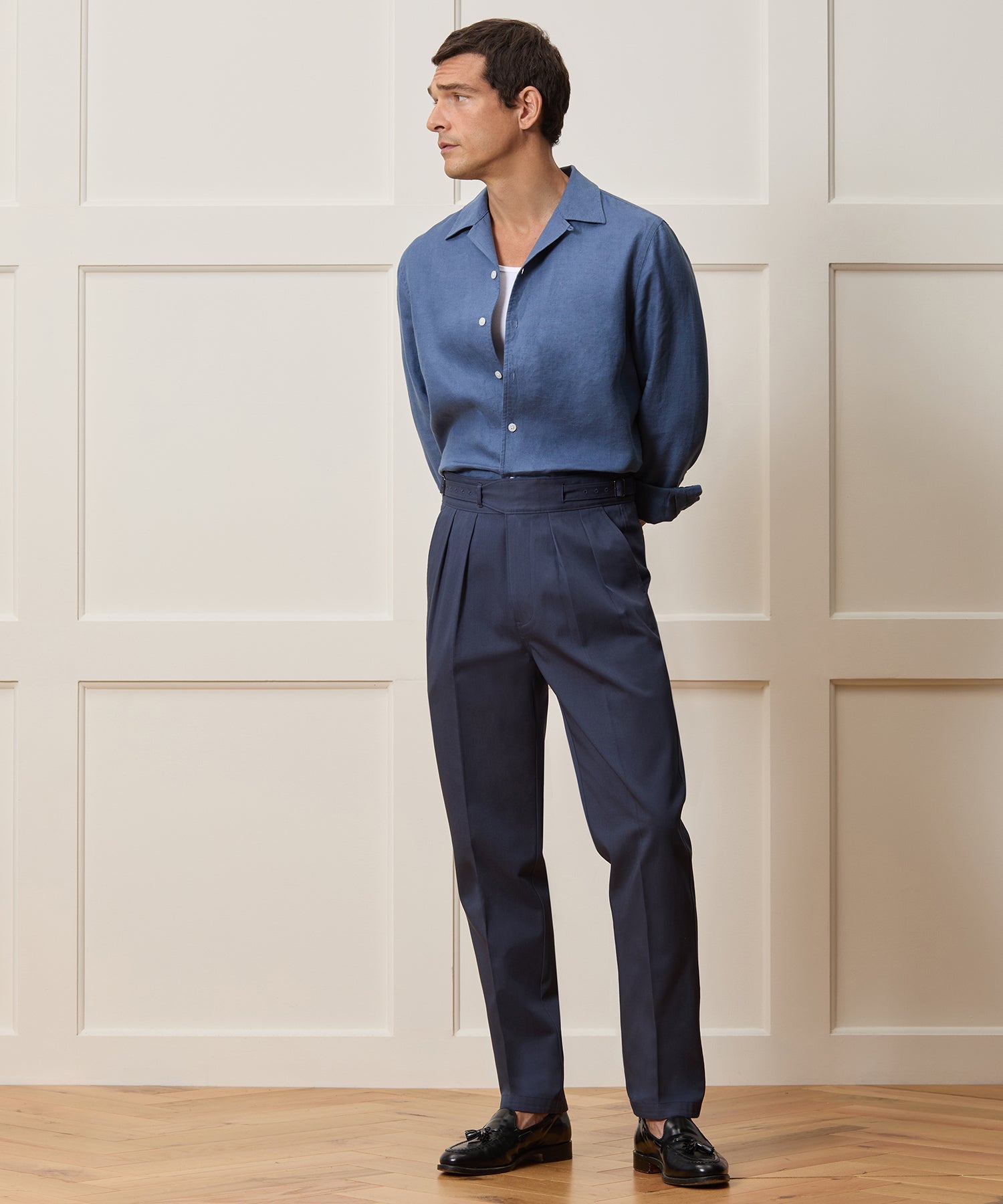 Todd Snyder Cropped Sea Soft Irish Linen Camp Collar Shirt in Denim Blue Denim Blue