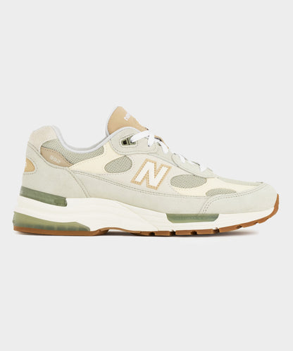 Todd Snyder New Balance Made in USA U9927 Sneaker in Sage Sage