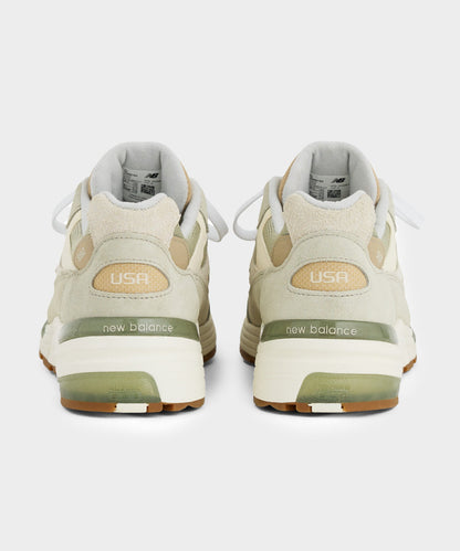 Todd Snyder New Balance Made in USA U9927 Sneaker in Sage Sage