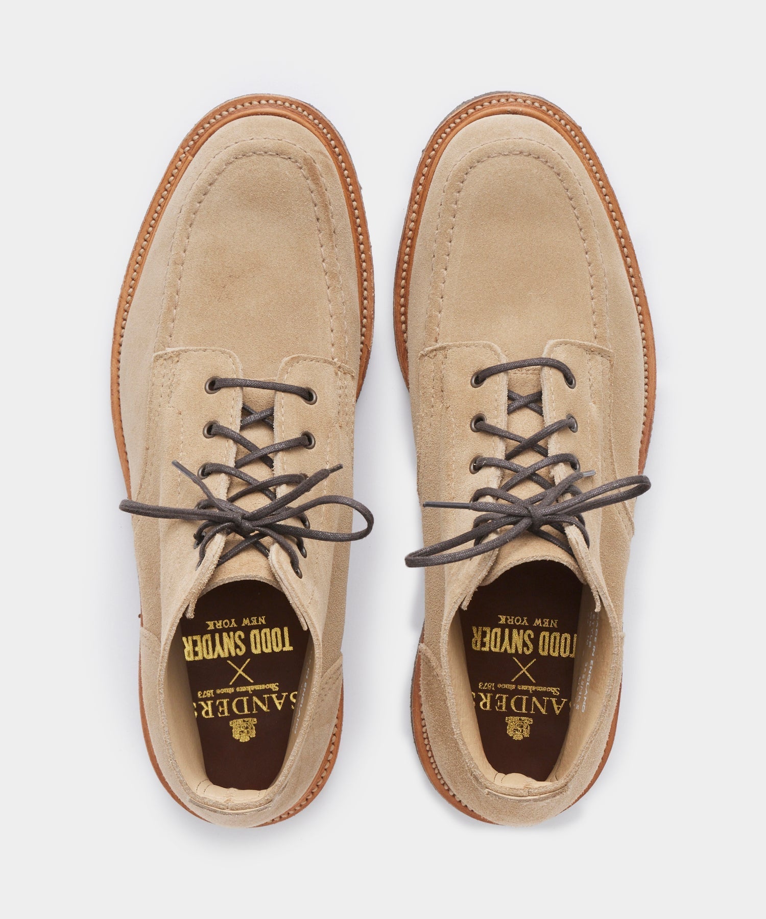 Todd Snyder Todd Snyder x Sanders Apron Suede Boot in Milkshake BEIGE