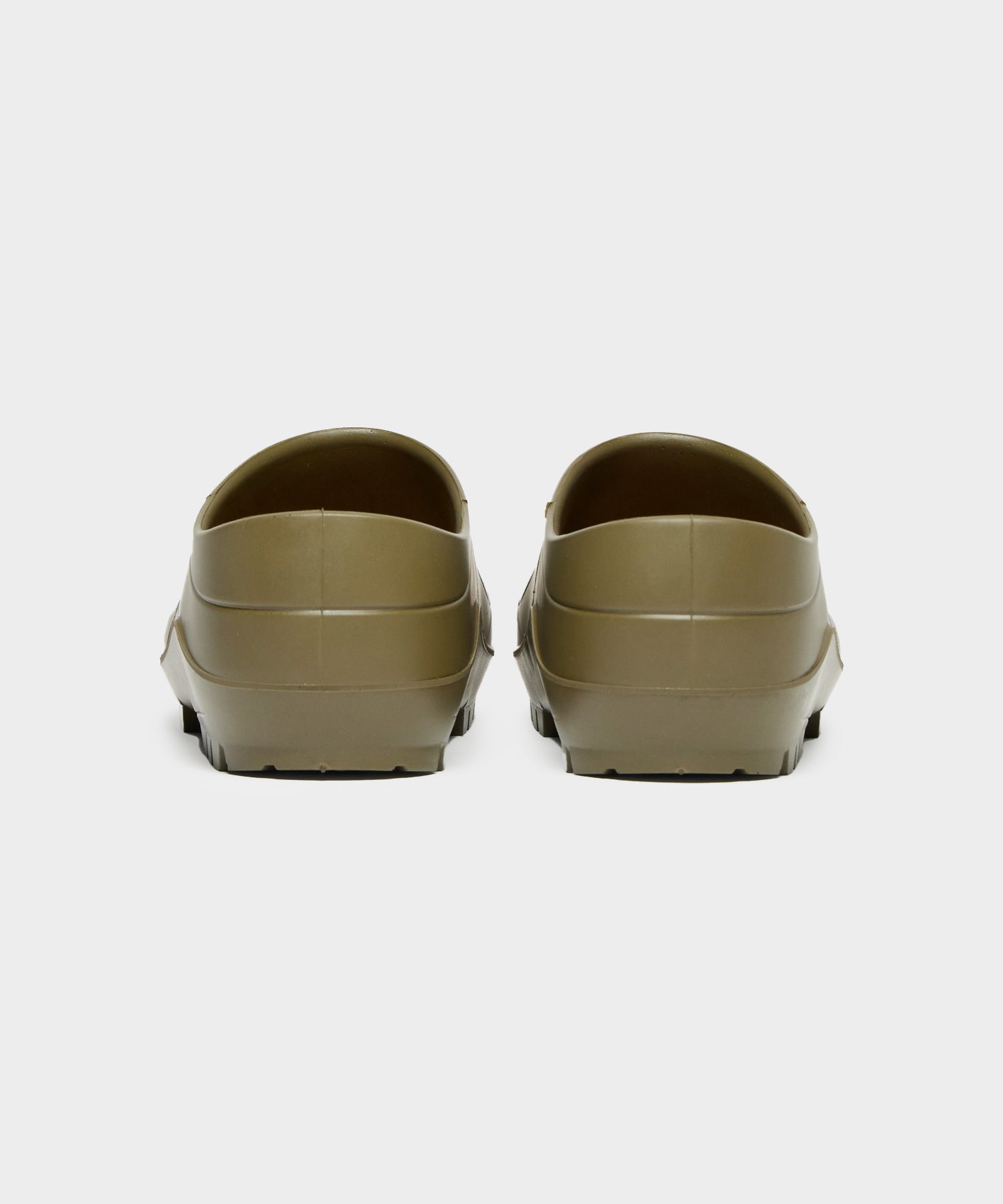 Todd Snyder Todd Snyder x Gardenheir Rubber Clogs in Snyder Olive Olive