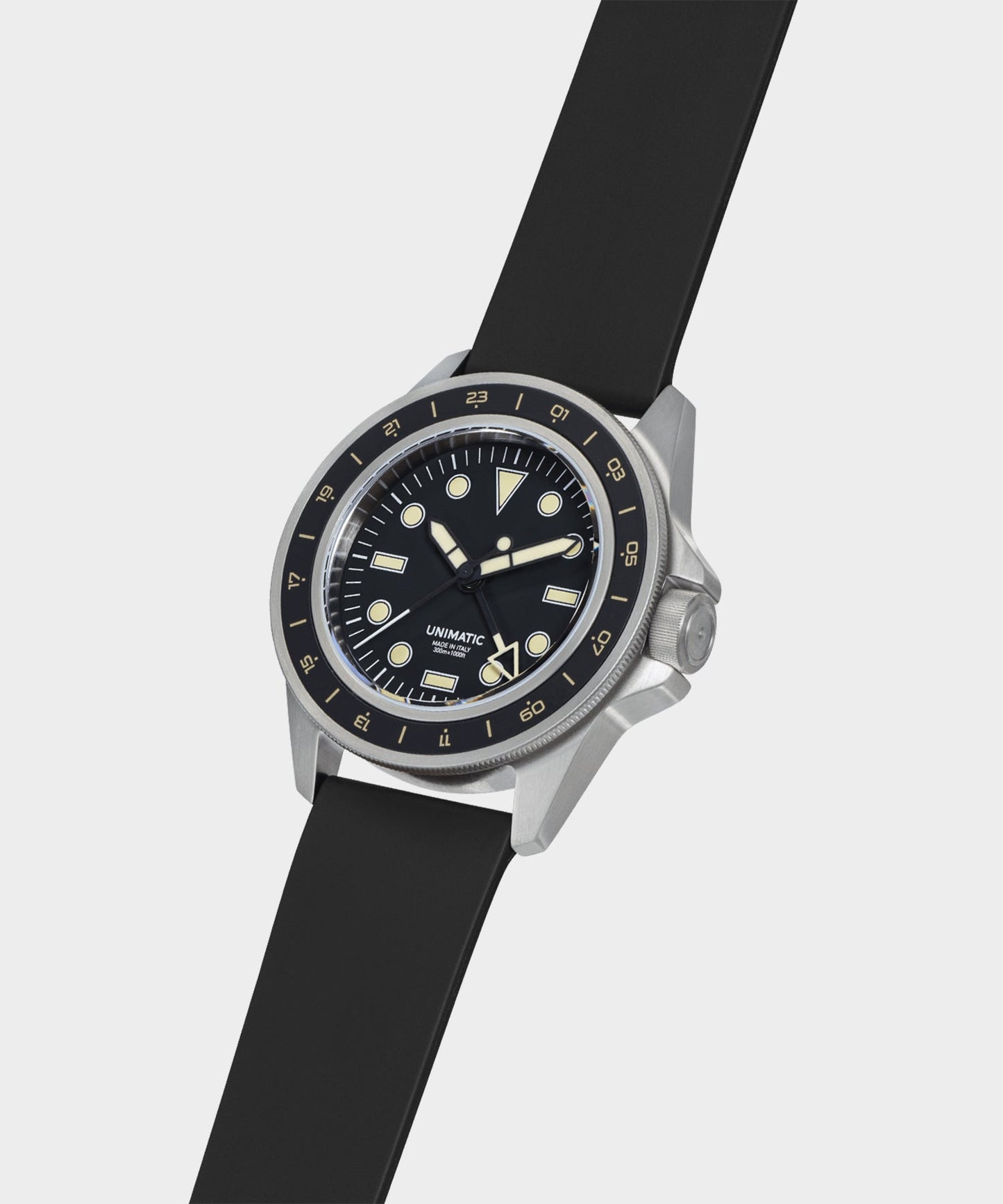 Todd Snyder Unimatic U1-GMT-DHB Heritage Diver Watch in Matte Black Black