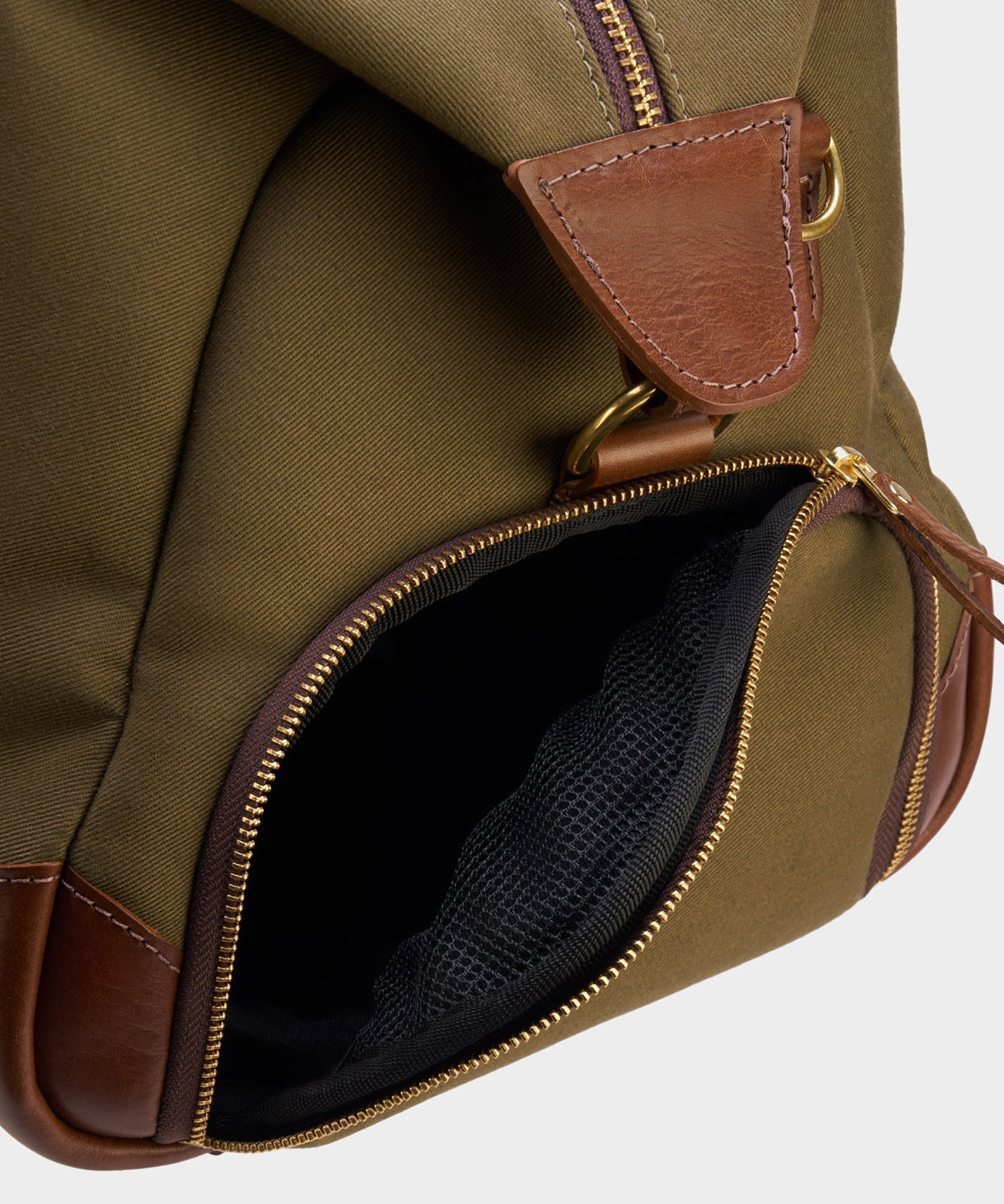 Todd Snyder Bennett Winch Canvas Weekender in Olive Olive