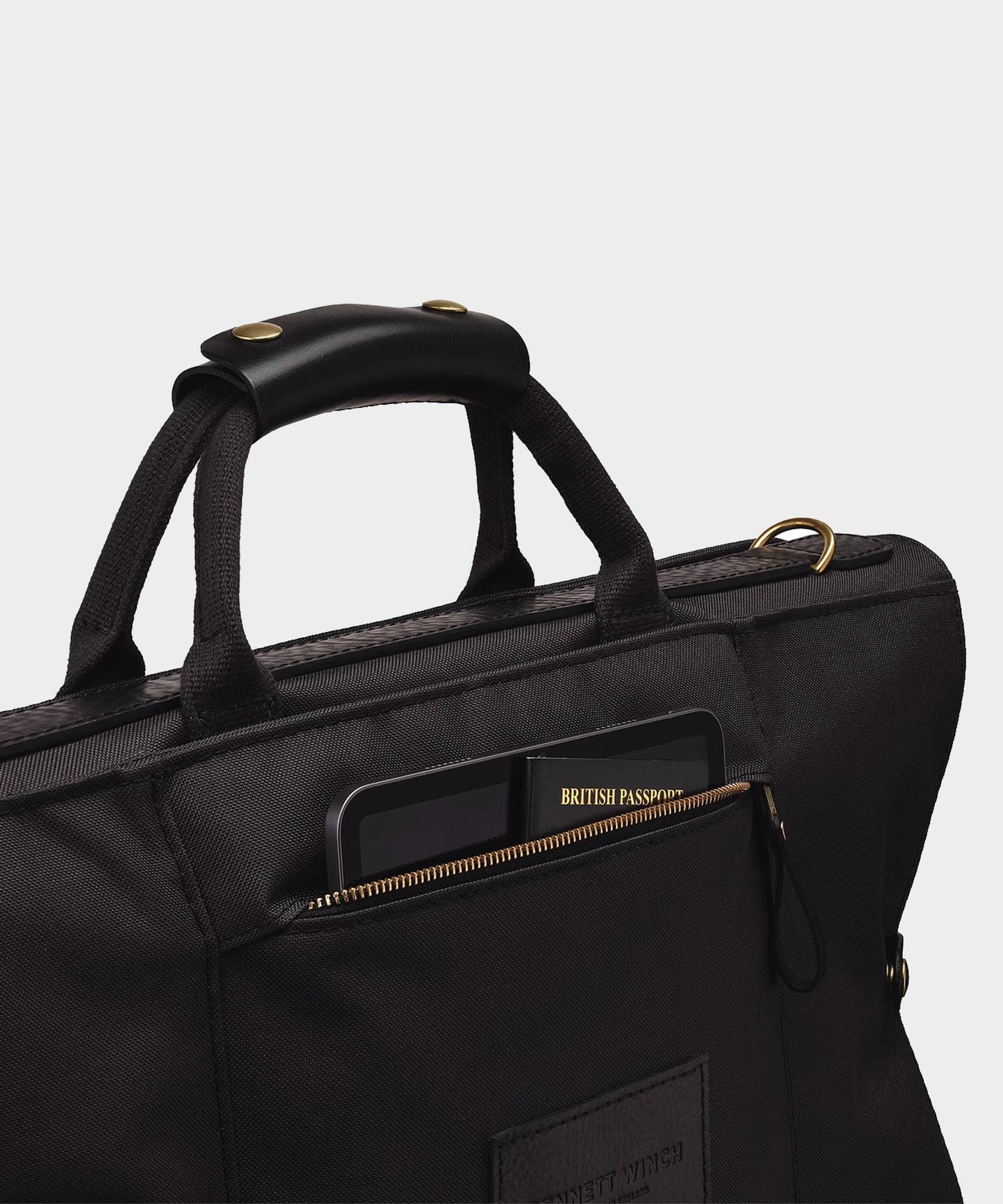 Todd Snyder Bennett Winch Nylon Trifold Suit Carrier in Black Black