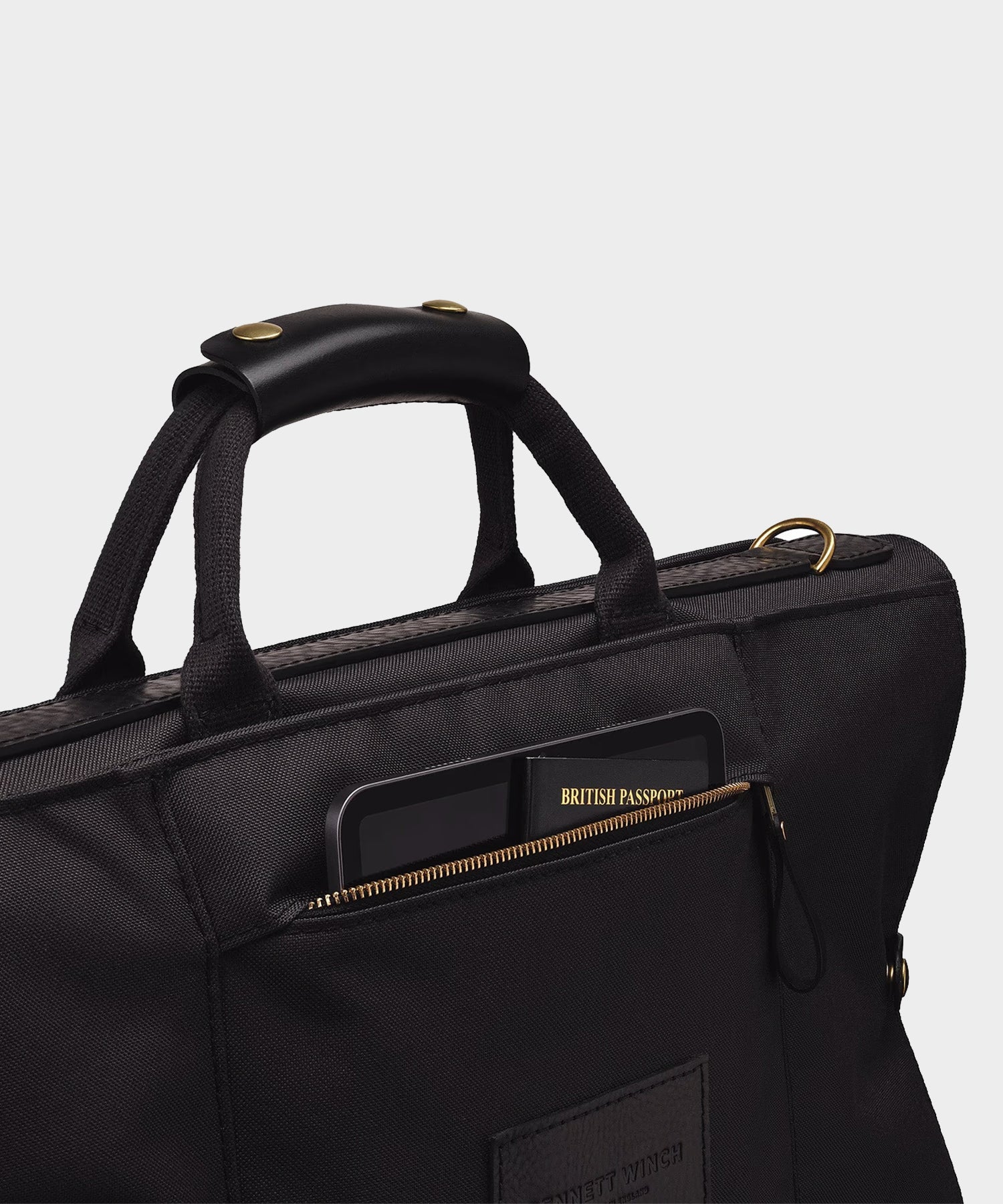Todd Snyder Bennett Winch Nylon Trifold Suit Carrier in Black Black