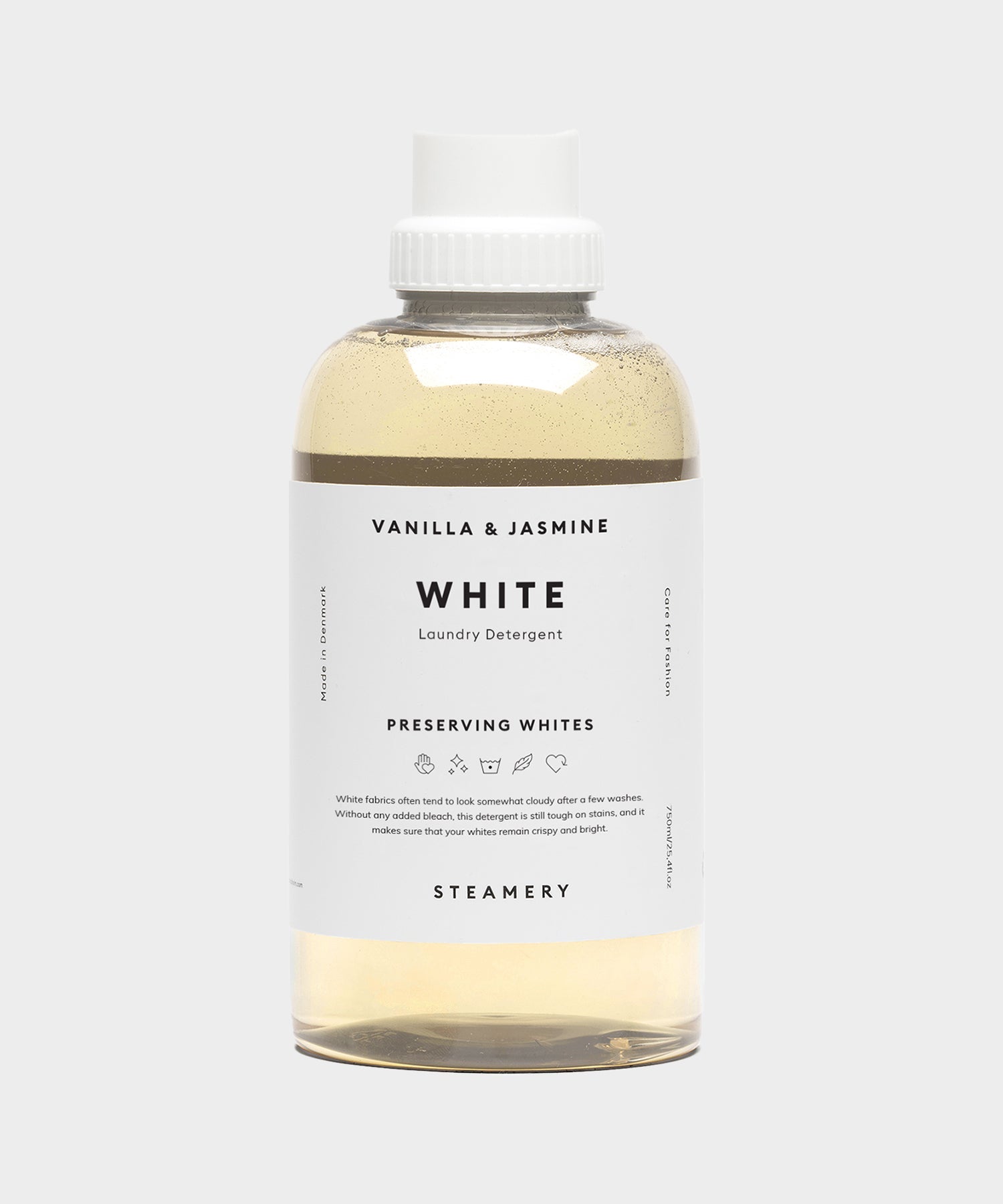 Todd Snyder Steamery Laundry Detergent White Black